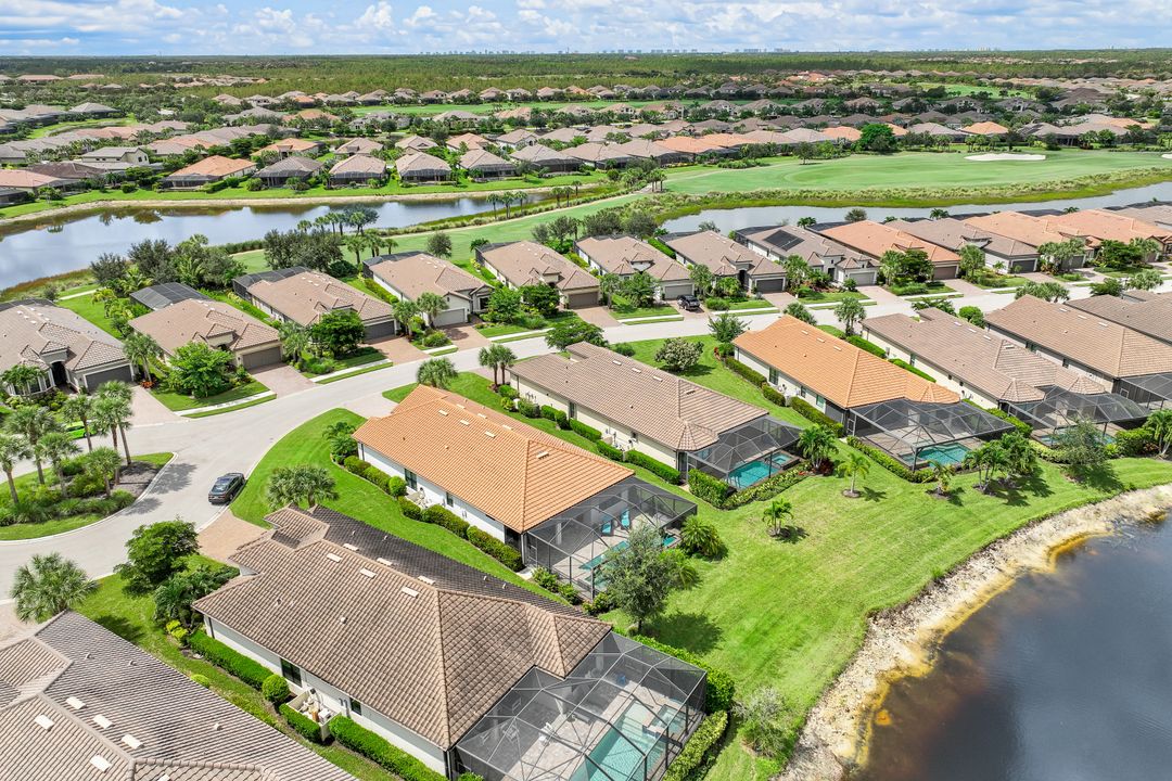 9465 Terresina Dr, Naples, FL 34119