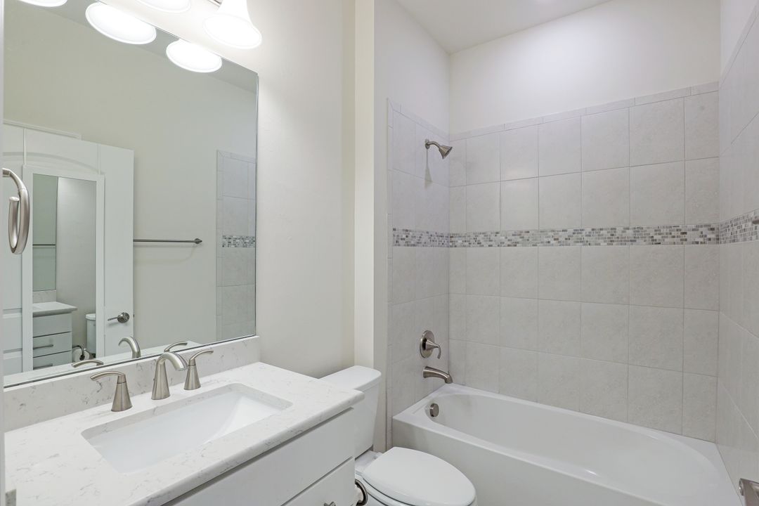 7266 Wilton Dr N, Naples, FL 34109