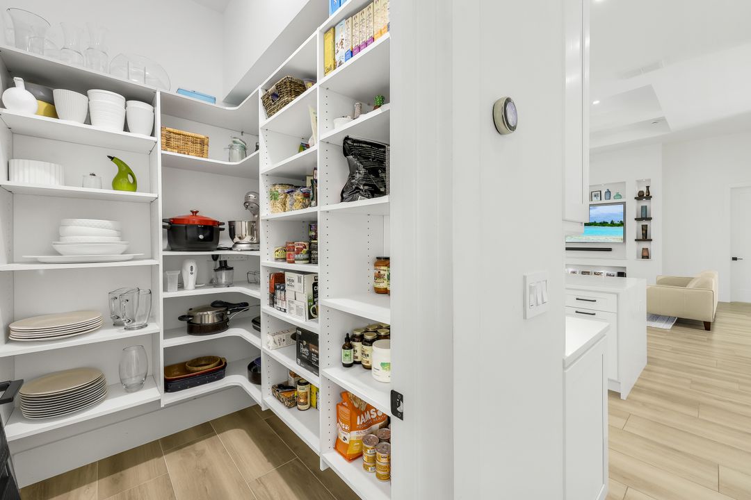 2307 SW 45th Terrace, Cape Coral, FL 33914