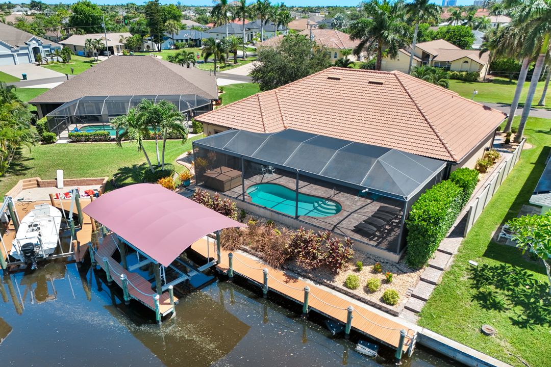 1621 SW 43rd Terrace, Cape Coral, FL 33914