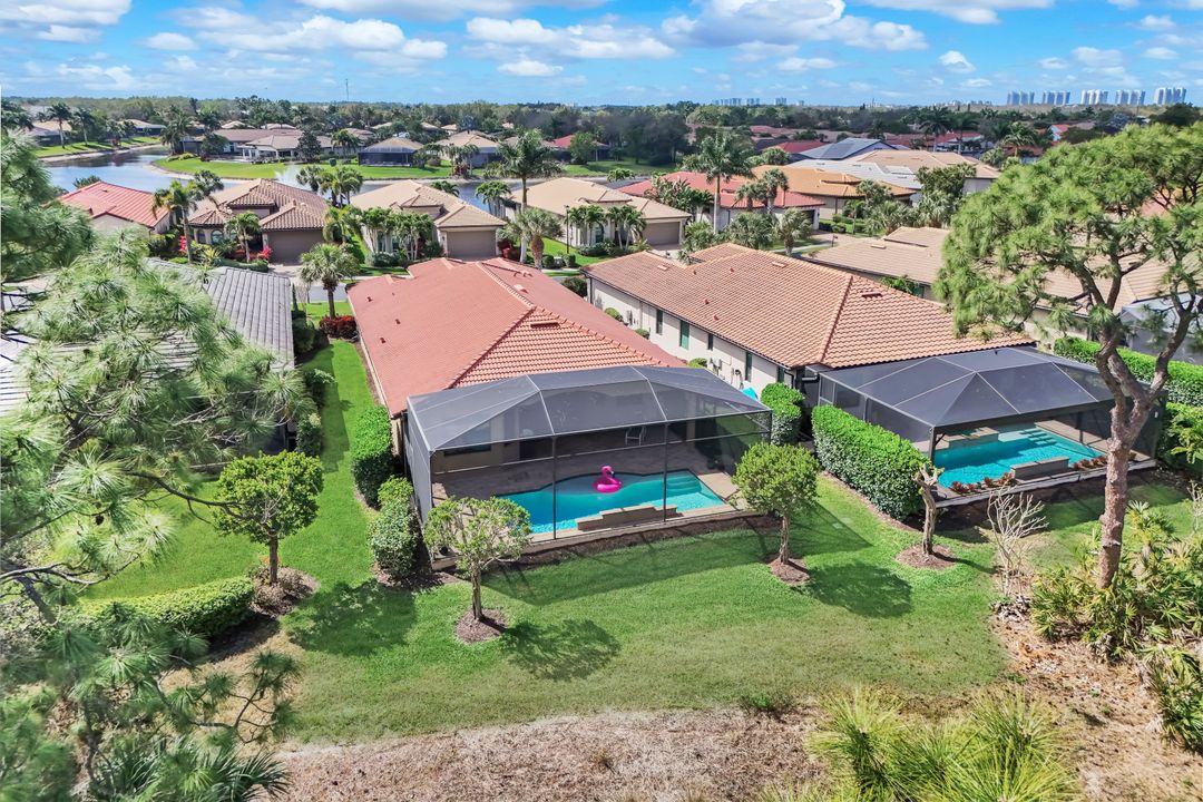 28452 San Amaro Dr, Bonita Springs, FL 34135