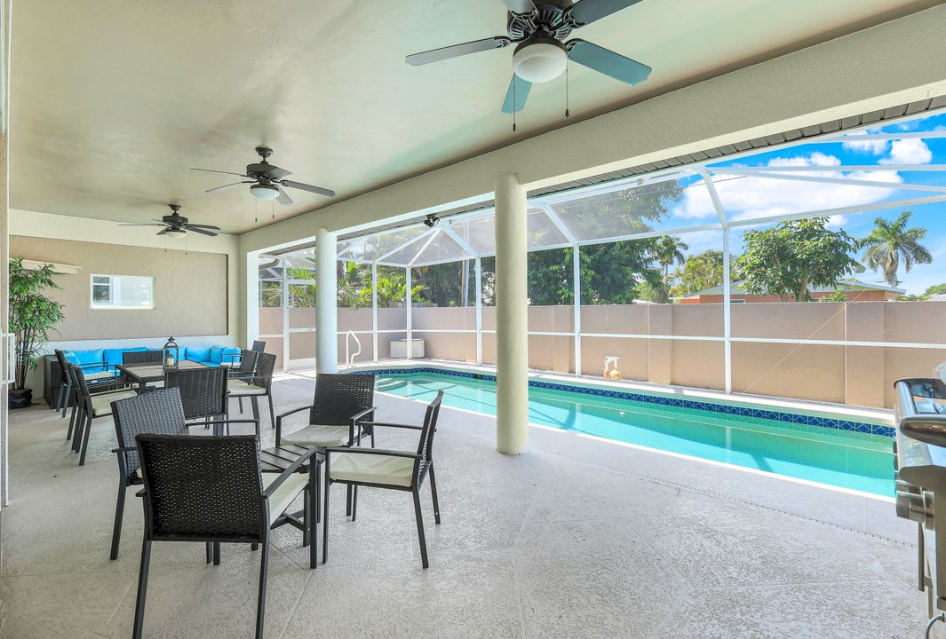 746 101st Ave N, Naples, FL 34108