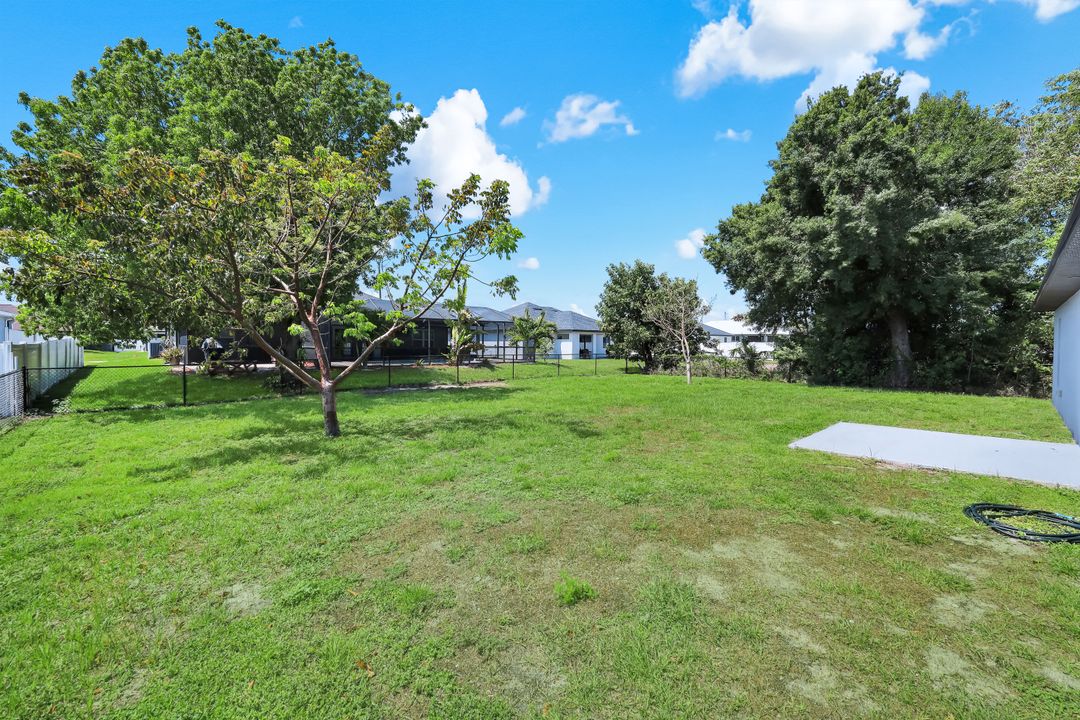 626 NW 2nd Ln, Cape Coral, FL 33993