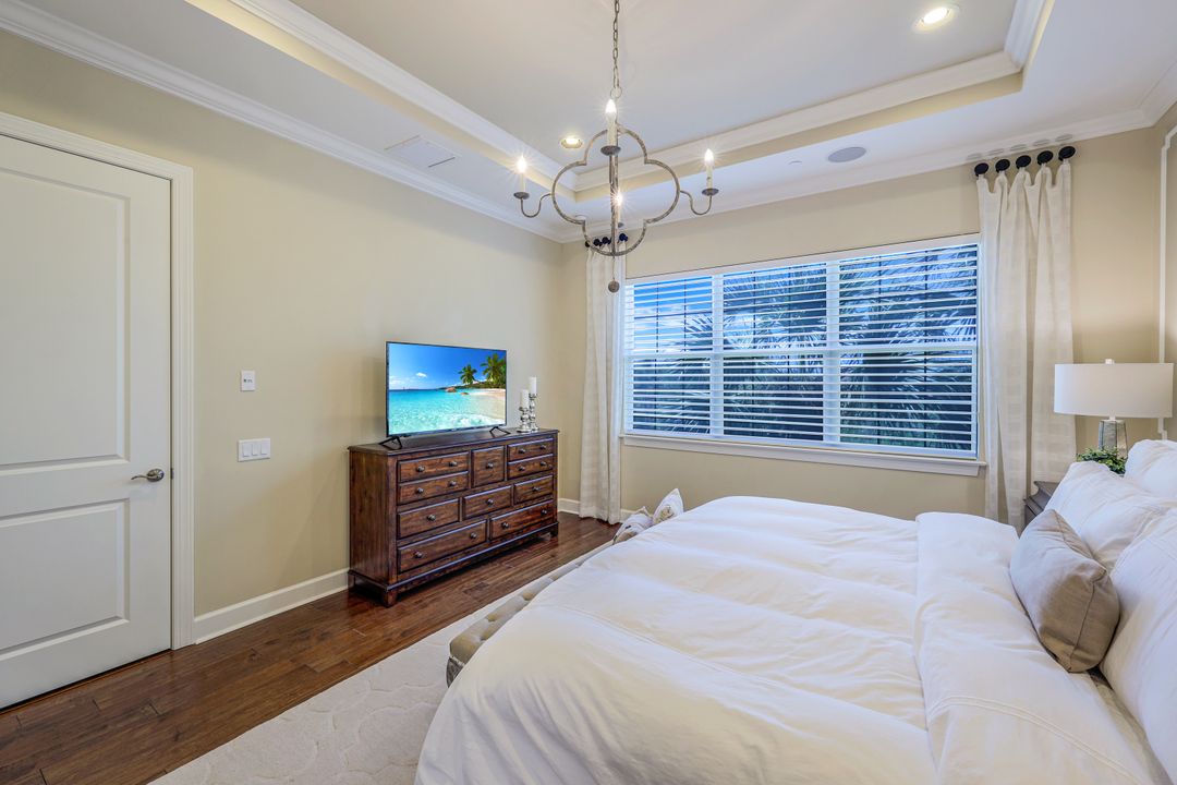 8756 Bellano Ct #202, Naples, FL 34119