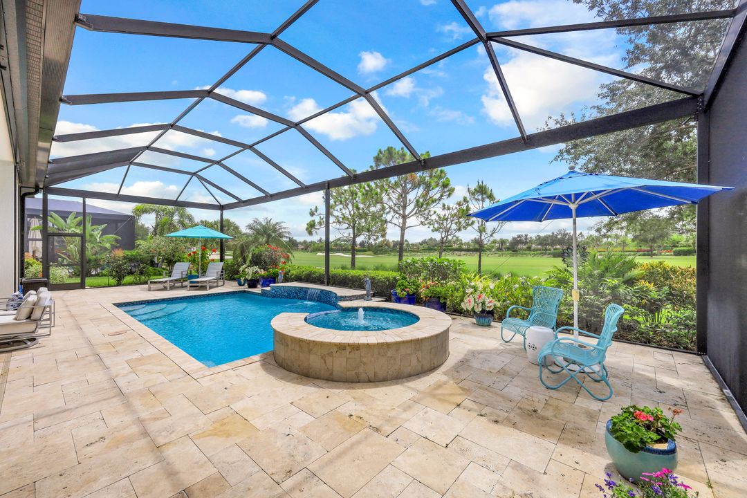 8668 Amour Ct, Naples, FL 34119