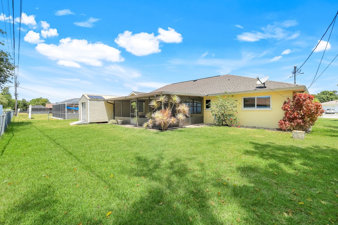 1432 SE 33rd St, Cape Coral, FL 33904