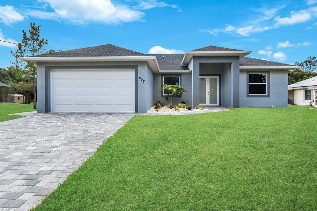 407 Columbus Ave, Lehigh Acres, FL 33972