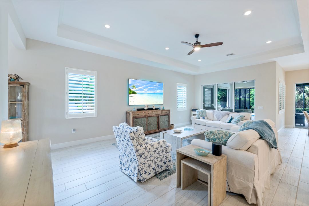 13749 Woodhaven Cir, Fort Myers, FL 33905