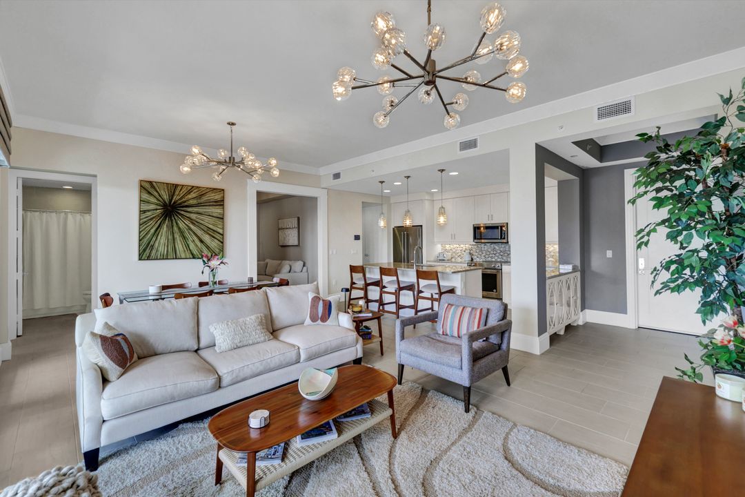 1035 3rd Ave S #514, Naples, FL 34102