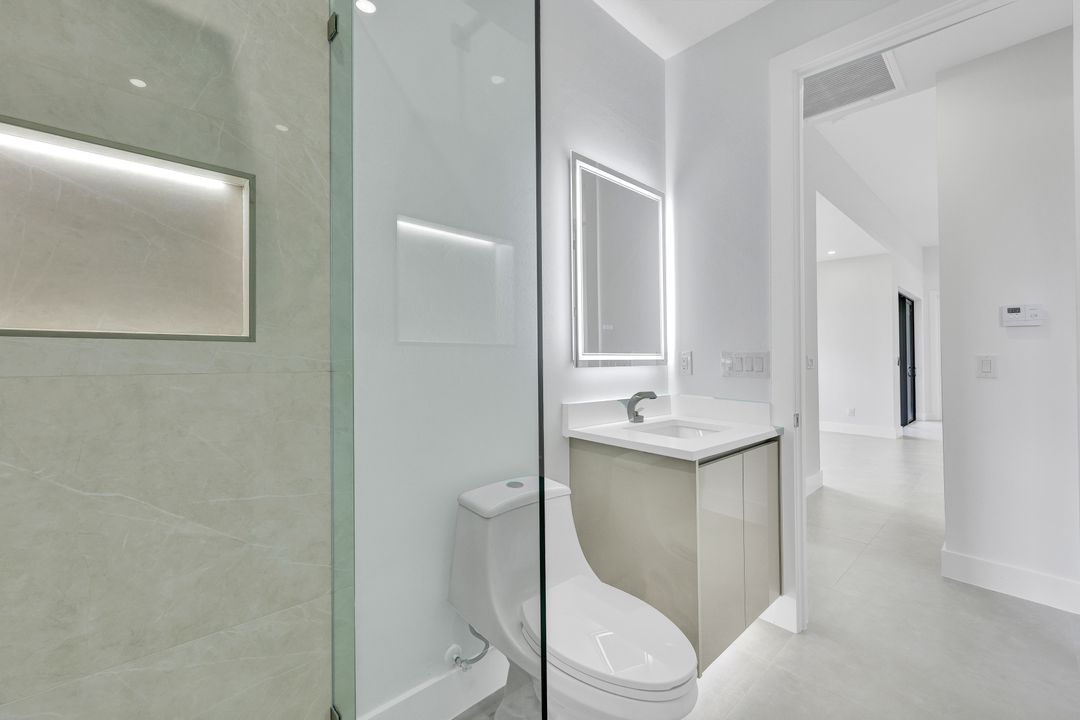 1901 NW 27th St, Cape Coral, FL 33993