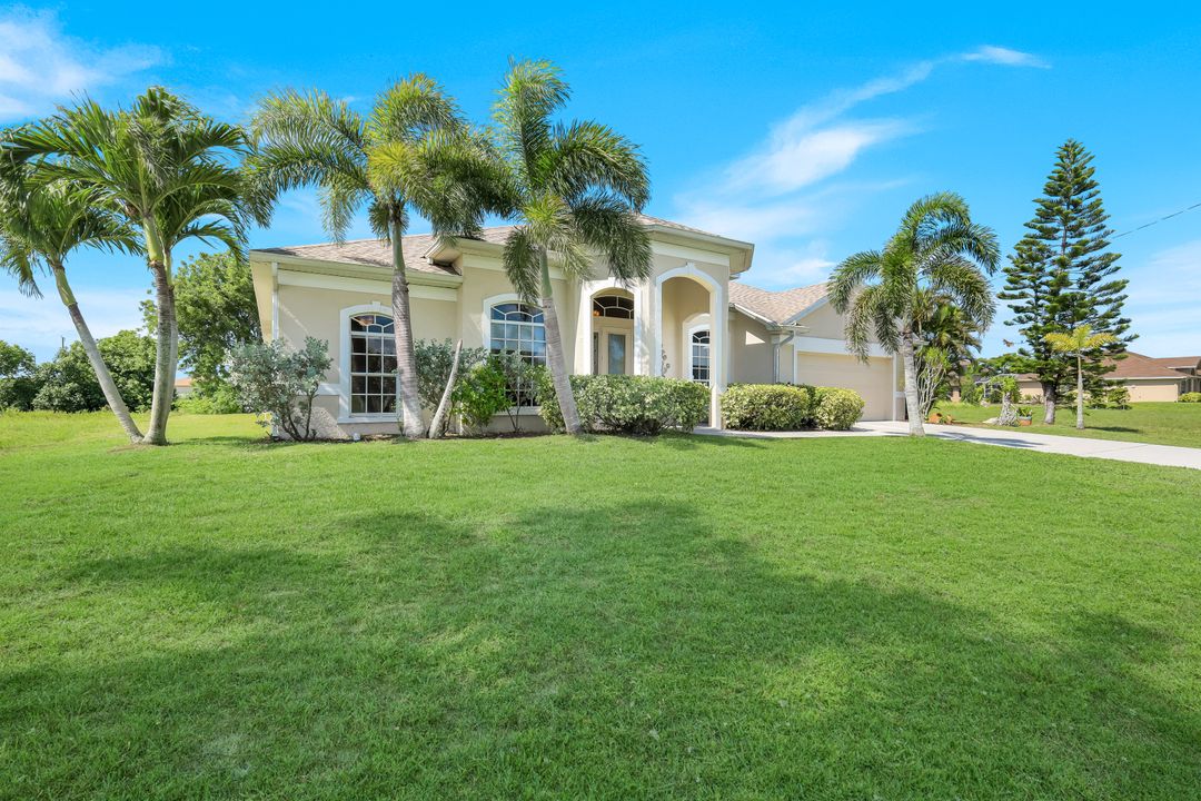 1206 NW 18th Terrace, Cape Coral, FL 33993