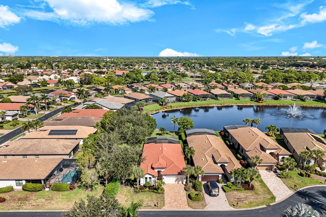 9909 Casabella Way, Bonita Springs, FL 34135