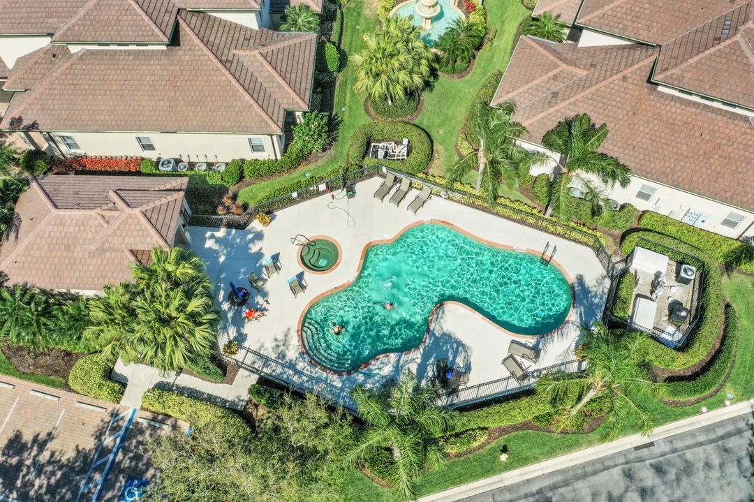 6120 Montelena Cir #2201, Naples, FL 34119