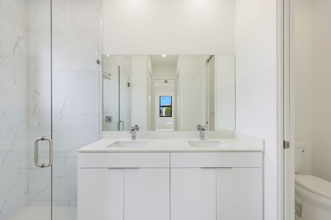 4138 NE 23rd Ave, Cape Coral, FL 33993