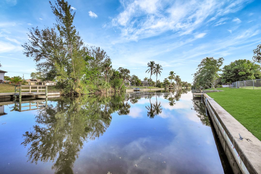 1705 SE 7th St, Cape Coral, FL 33990