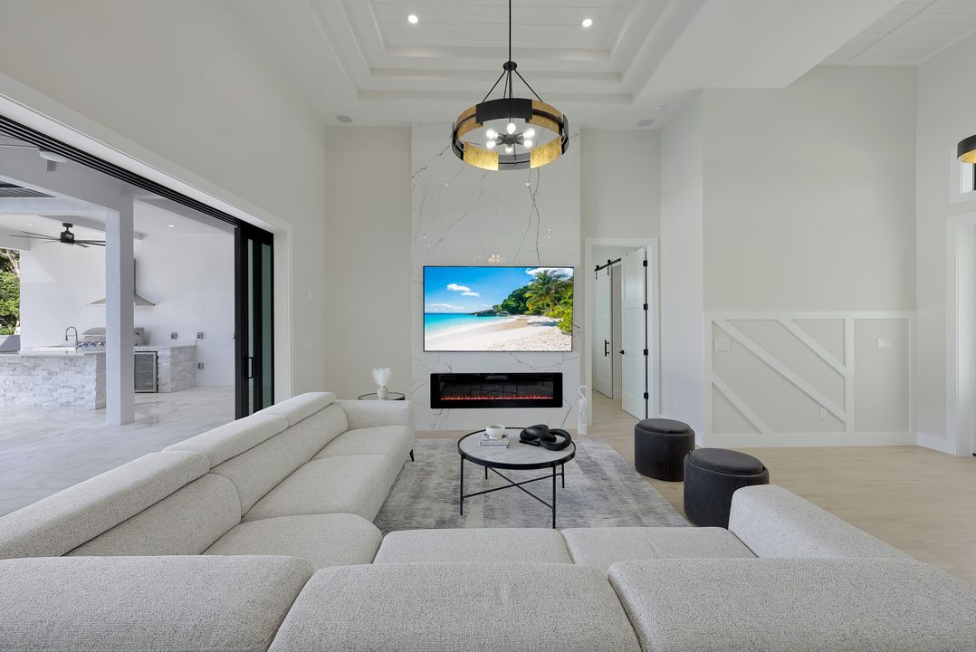 5240 SW 19th Pl, Cape Coral, FL 33914