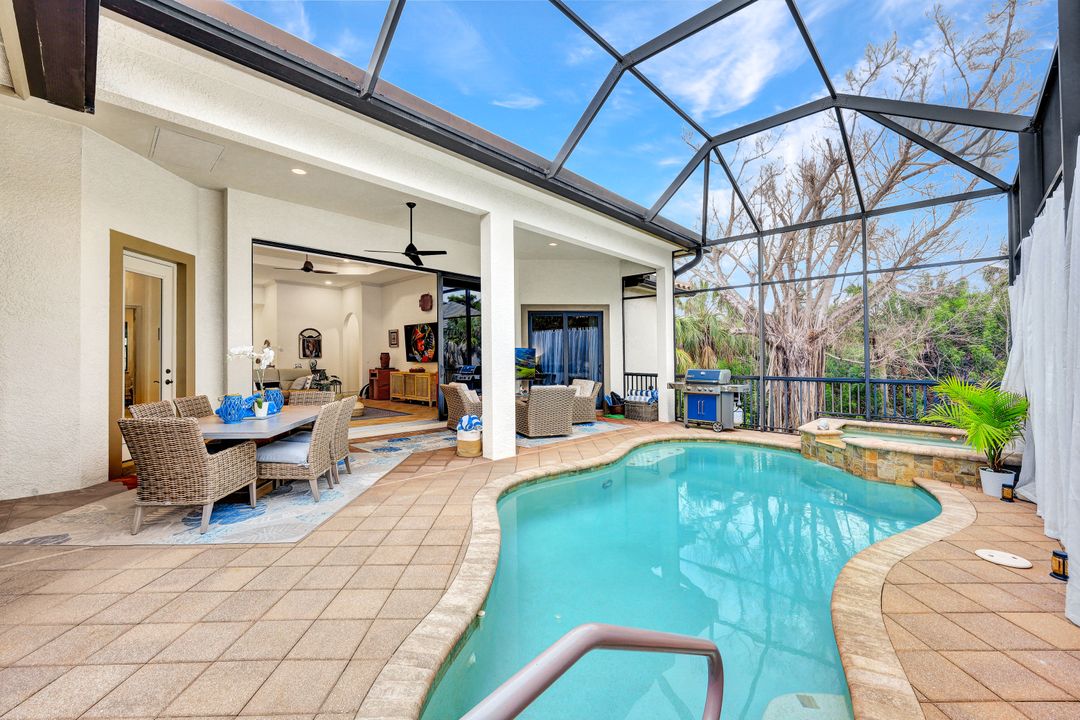 350 Gumbo Limbo Ln, Marco Island, FL 34145