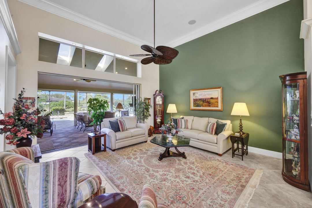 4801 Pond Apple Dr S, Naples, FL 34119