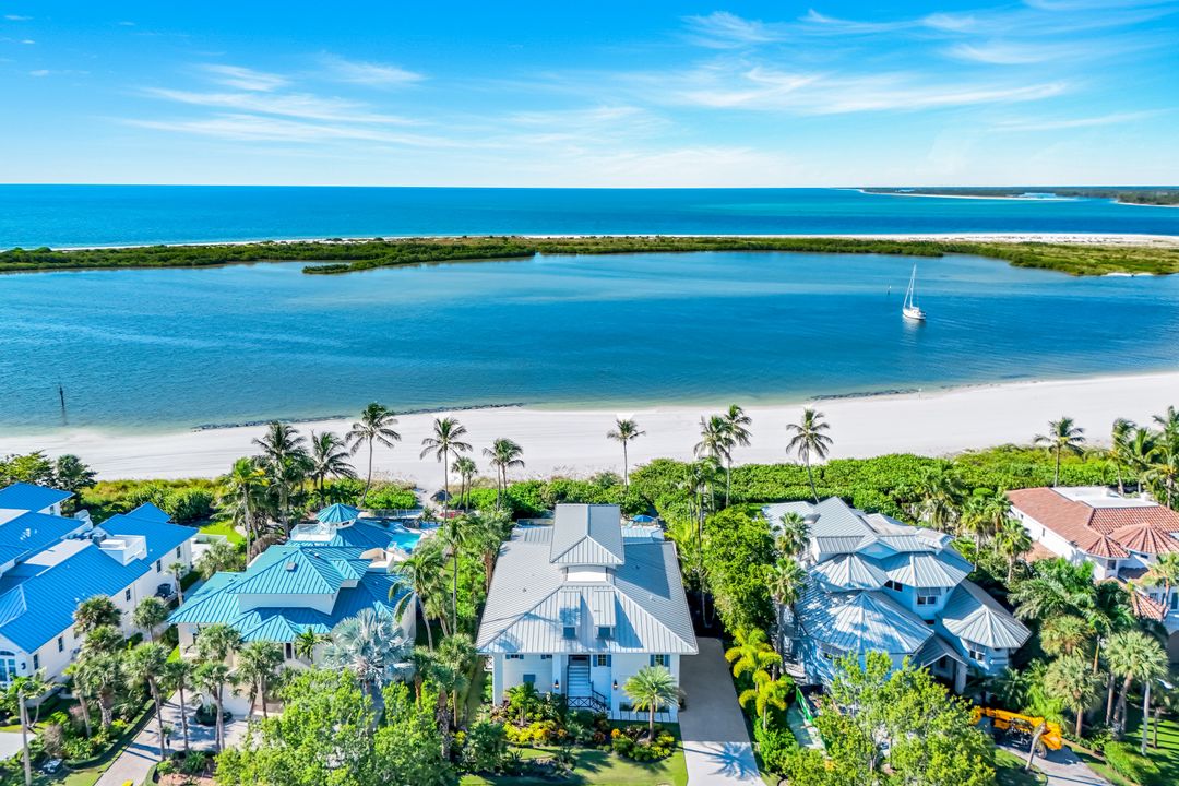 310 Seabreeze Dr, Marco Island, FL 34145