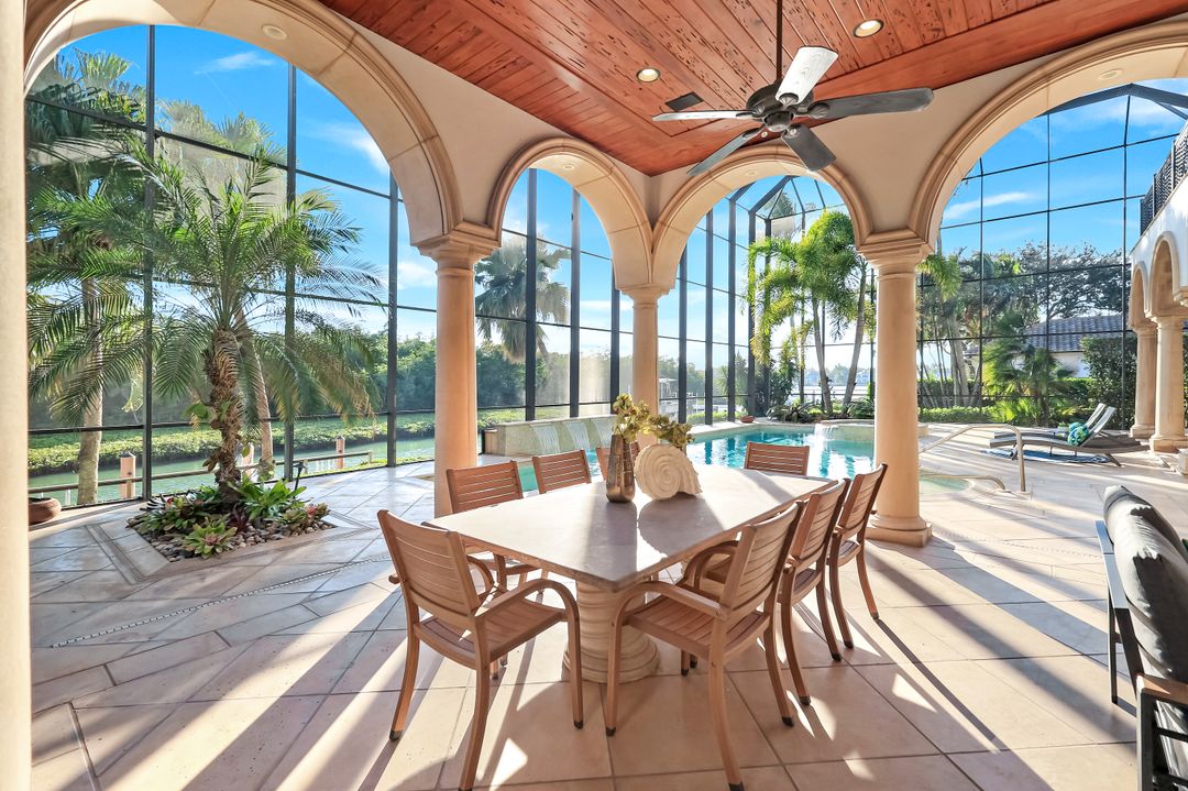 1450 Gulfstar Dr S, Naples, FL 34112