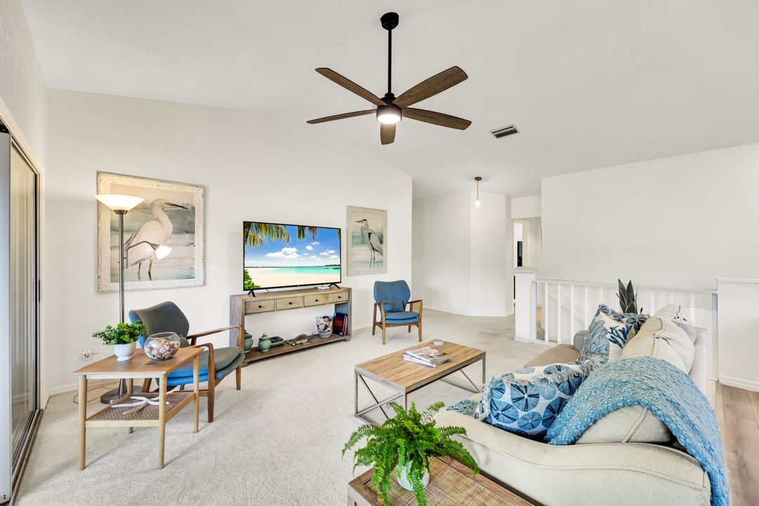 314 Emerald Bay Cir #I-5, Naples, FL 34110