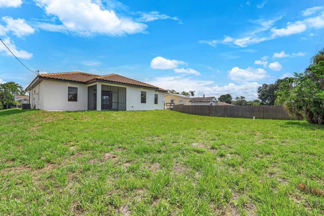 4409 5th St W, Lehigh Acres, FL 33971