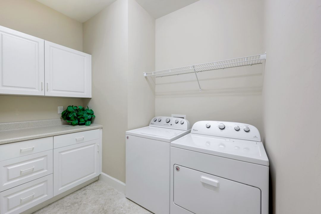 9420 Whooping Crane Wy, Naples, FL 34120