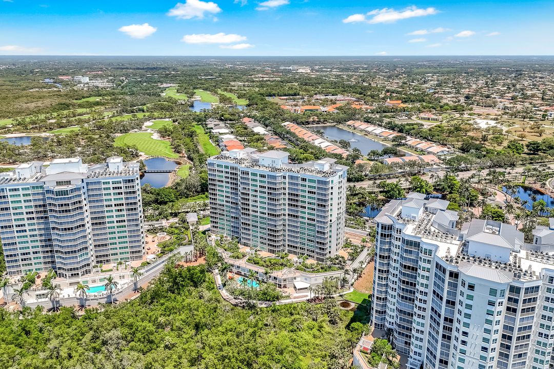 275 Indies Way #1202, Naples, FL 34110