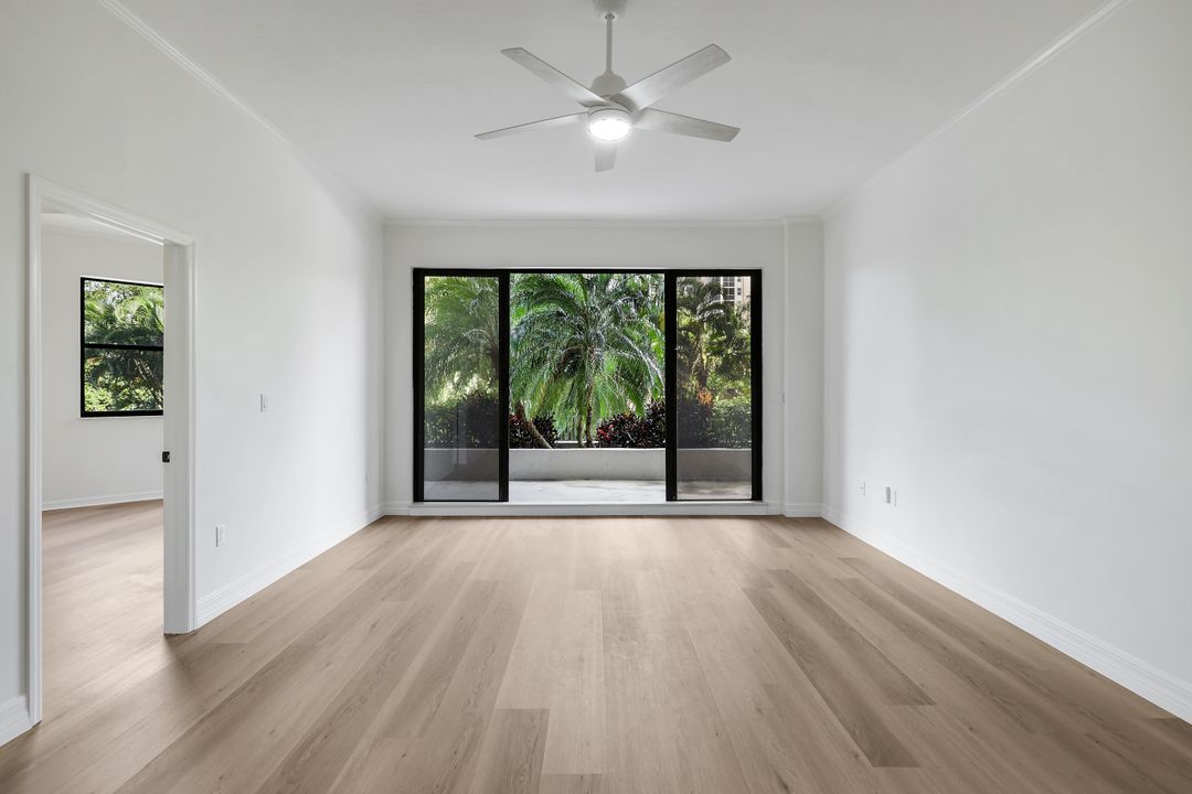 6075 Pelican Bay Blvd # 104, Naples, FL 34108