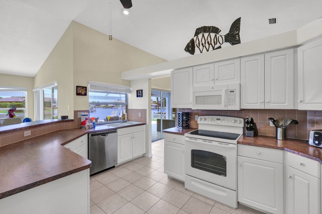 5008 SW 21st Pl, Cape Coral, FL 33914