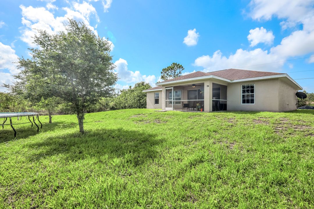 2806 22nd St W, Lehigh Acres, FL 33971