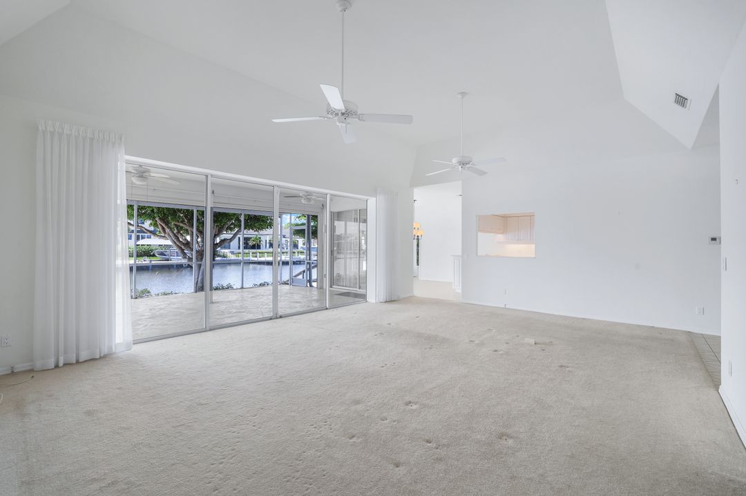 1895 Woodbine Ct, Marco Island, FL 34145