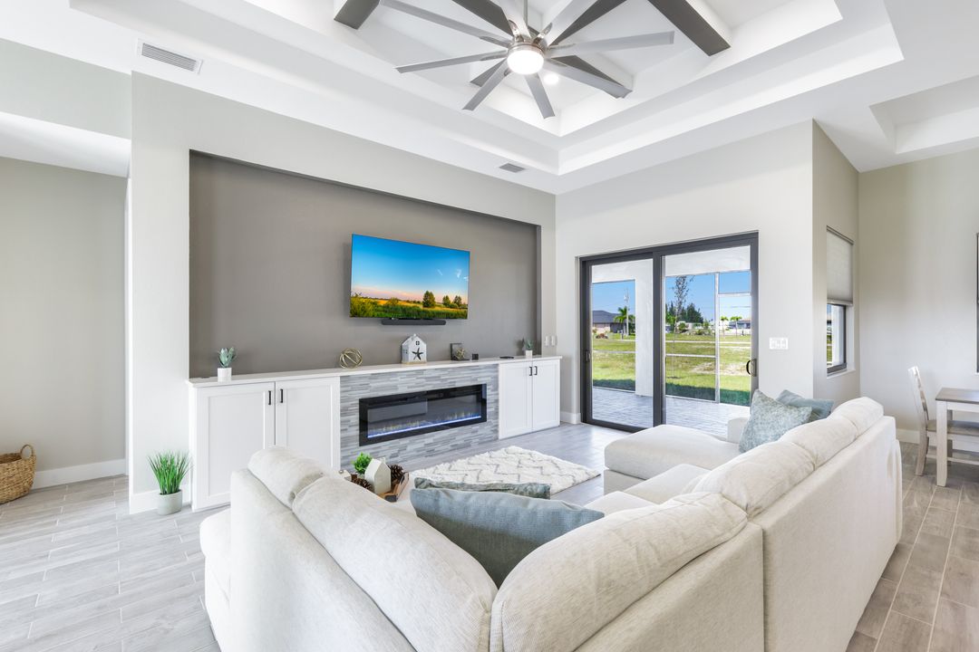 4401 NW 32nd Ln, Cape Coral, FL 33993