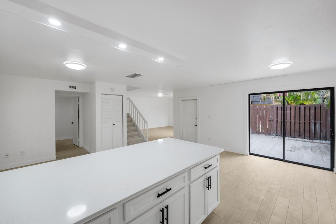 5567 Malt Dr #1, Fort Myers, FL 33907