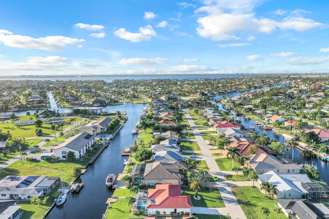 4843 Triton Ct W, Cape Coral, FL 33904