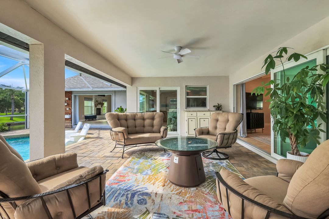 204 SE 20th Pl, Cape Coral, FL 33990