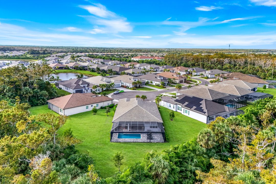 12083 Azalea Wy, Naples, FL 34120