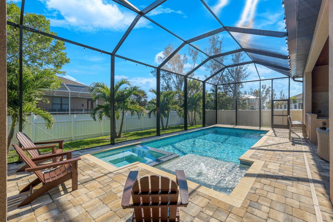 605 SW 39th Ave, Cape Coral, FL 33991