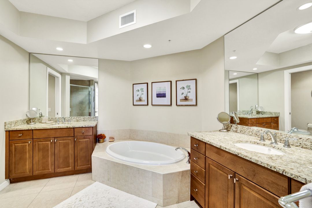 1065 Borghese Ln #304, Naples, FL 34114