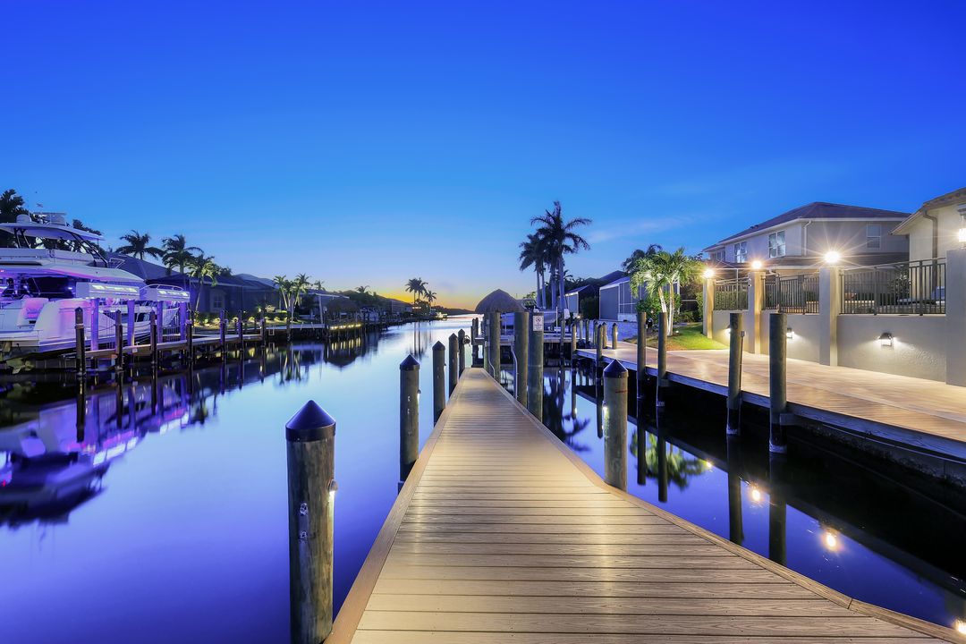 2304 El Dorado Pkwy W, Cape Coral, FL 33914