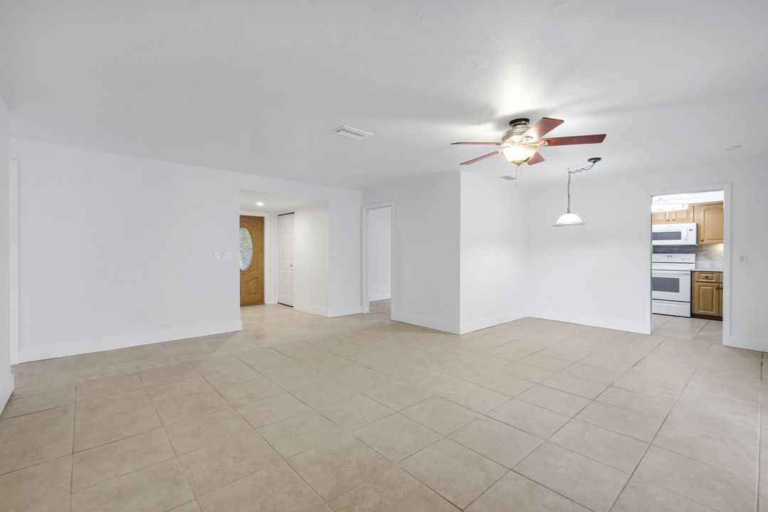 6302 Hofstra Ct W, Fort Myers, FL 33919