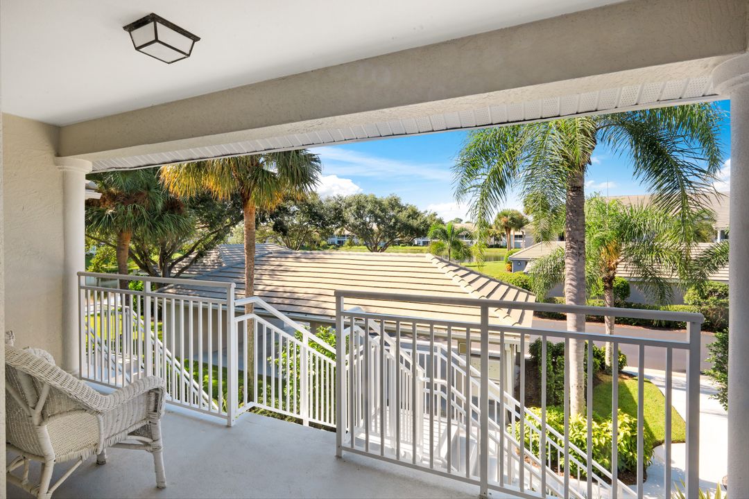 2235 Chesterbrook Ct #203, Naples, FL 34109