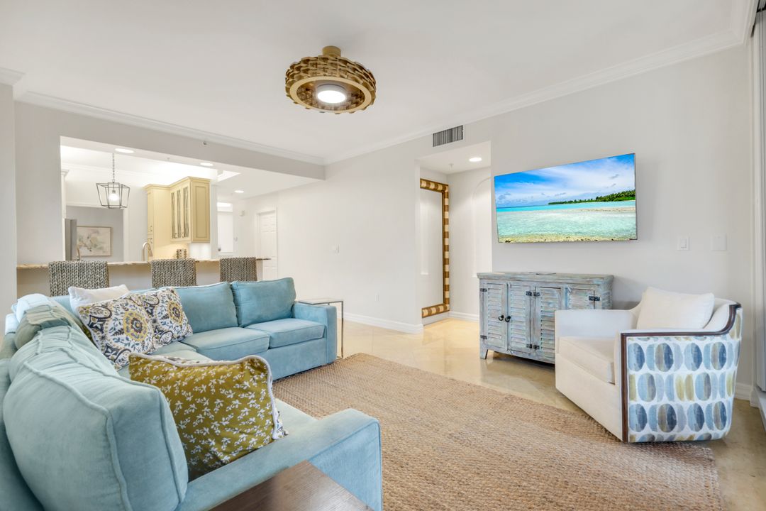 401 Bayfront Pl #3301, Naples, FL 34102