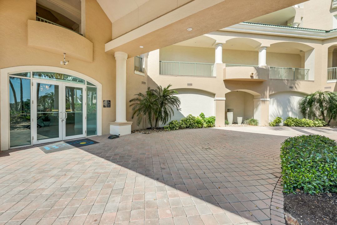 4811 Island Pond Ct #1001, Bonita Springs, FL 34134