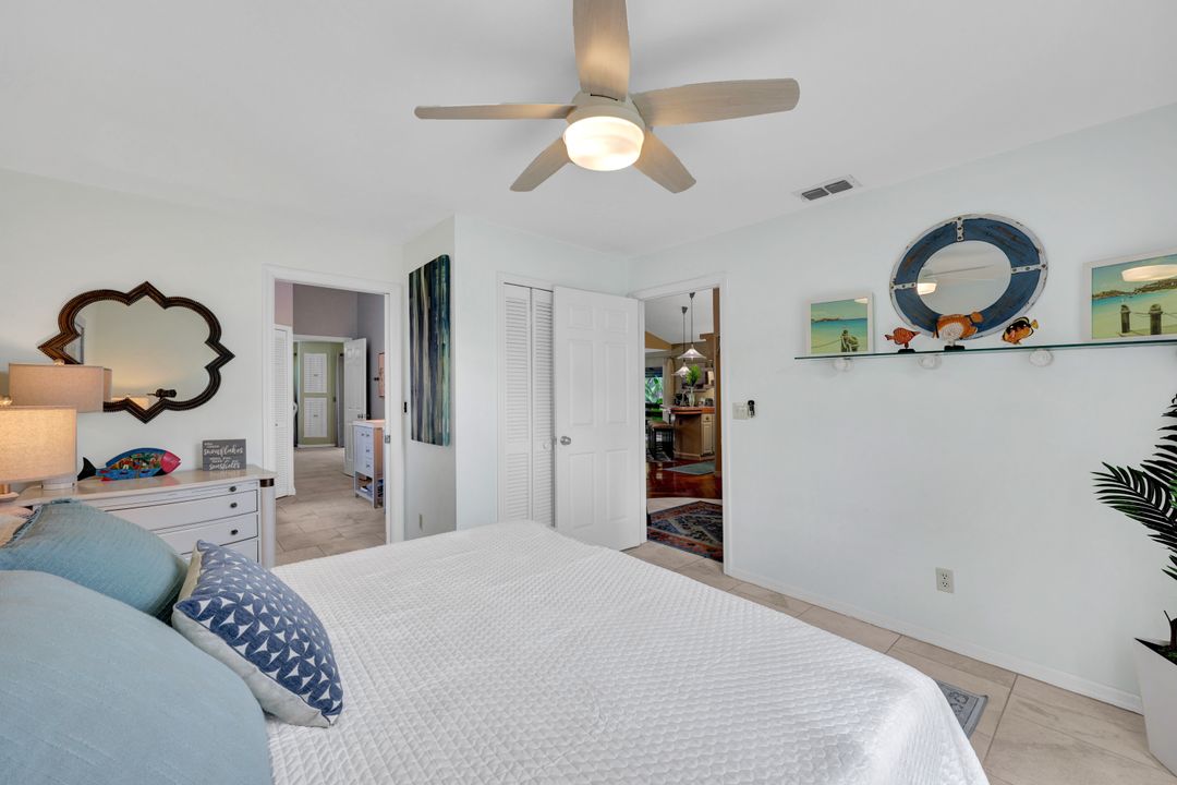 531 91st Ave N, Naples, FL 34108