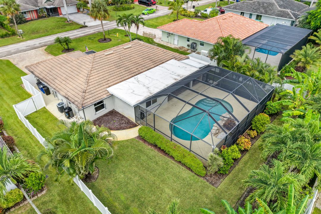 27120 Edenbridge Ct, Bonita Springs, FL 34135