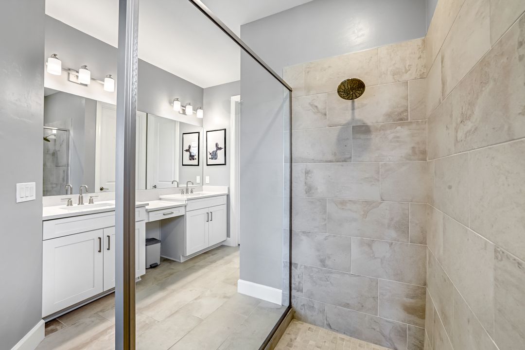 15653 Triesta Ln, Naples, FL 34114