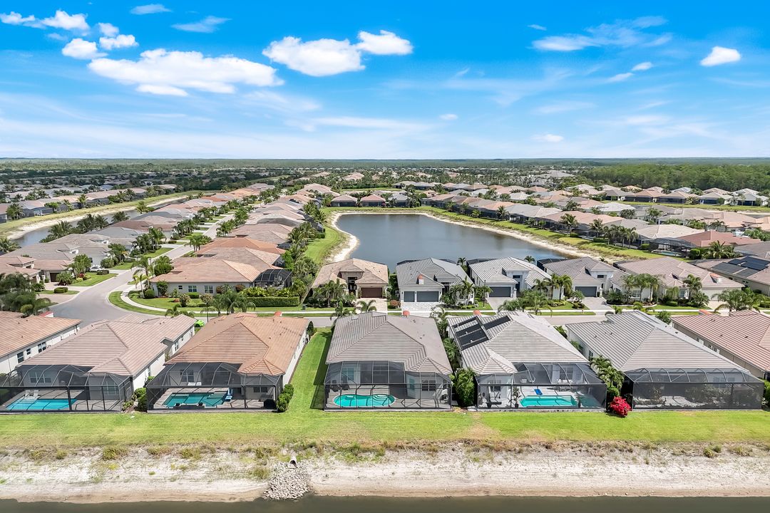 28616 Wharton Dr, Bonita Springs, FL 34135