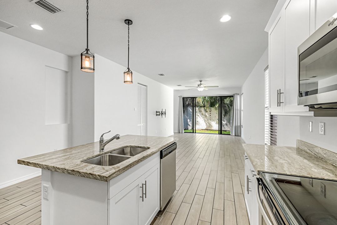 8793 Madrid Cir, Naples, FL 34104