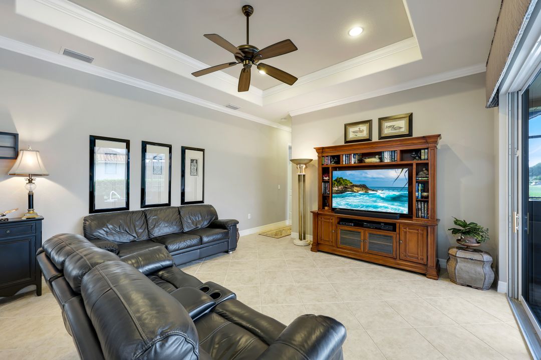 10026 Lions Bay Ct, Naples, FL 34120